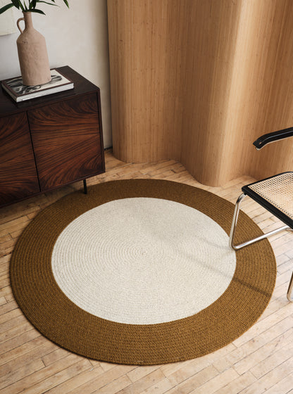 Circle Rug Sample Sale! / Golden Bronze Border 8'