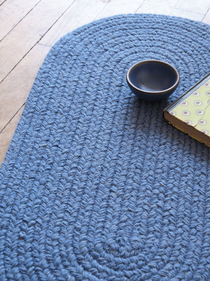 Rounded Linear Rug